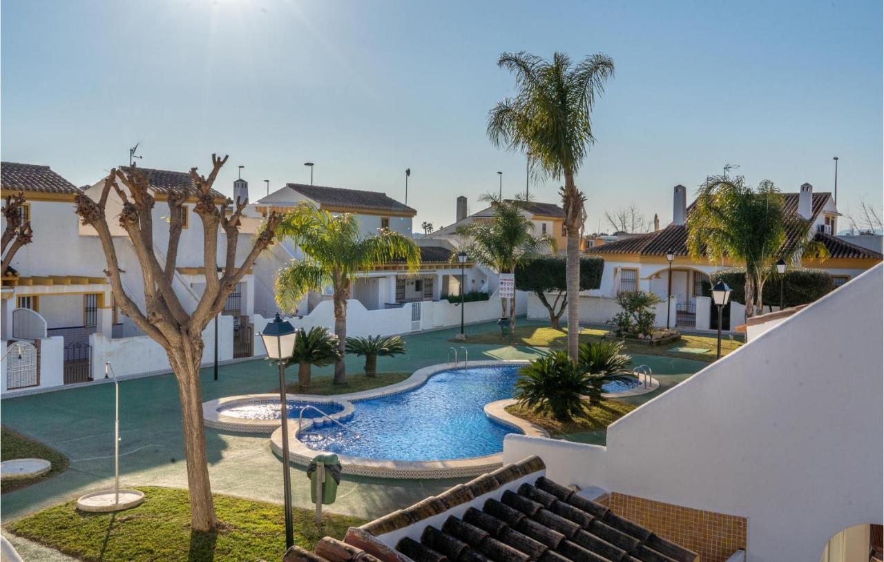 4 Bedroom Cozy Home In Pilar De La Horadada Eksteriør billede