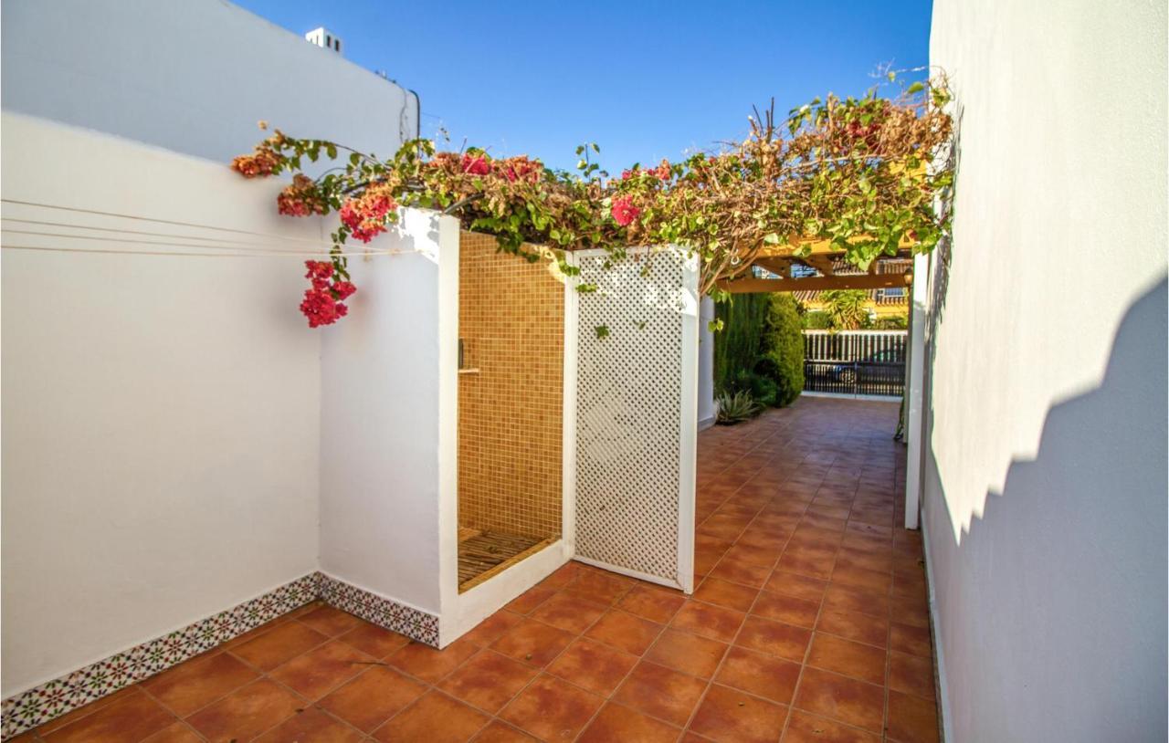 4 Bedroom Cozy Home In Pilar De La Horadada Eksteriør billede