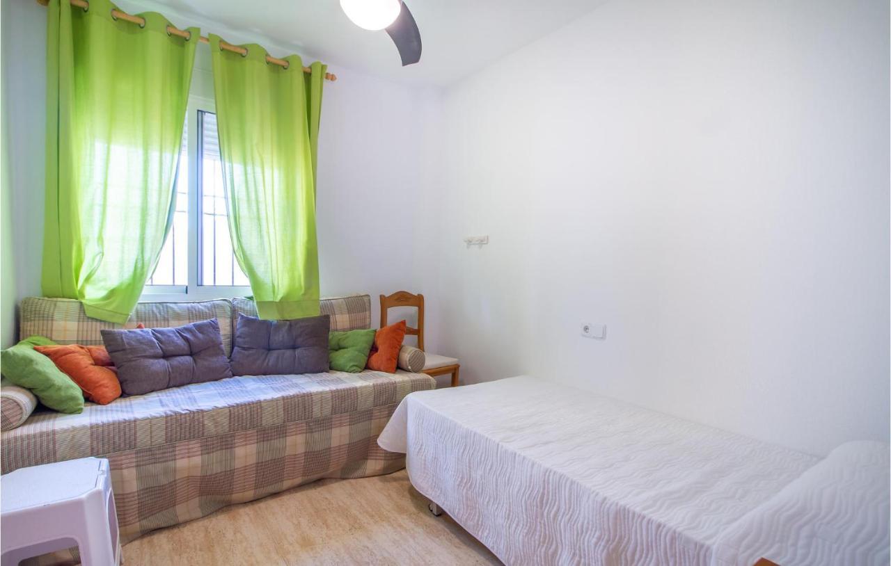 4 Bedroom Cozy Home In Pilar De La Horadada Eksteriør billede